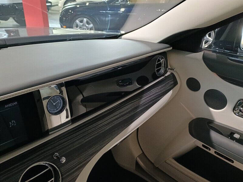 2021 Rolls-Royce Ghost 54