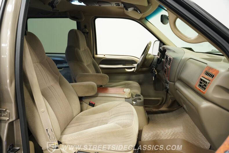 2000 Ford Excursion XLT