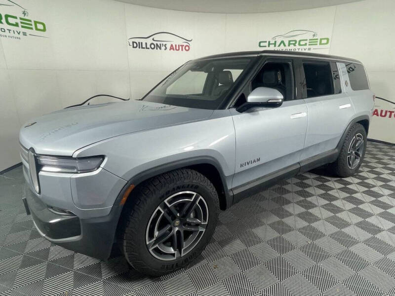 2025 Rivian R1S