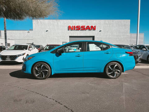 2025 Nissan Versa SR