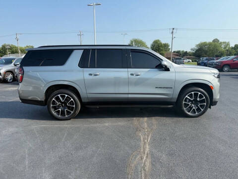 2023 Chevrolet Suburban RST