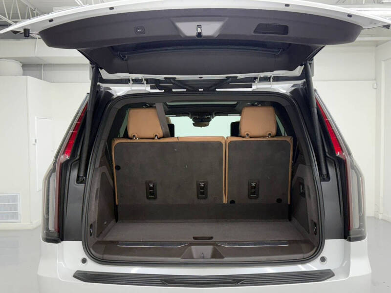 2021 Cadillac Escalade Sport