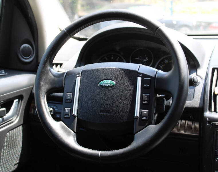 2011 Land Rover LR2