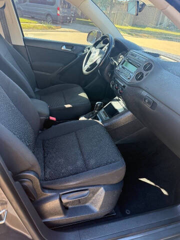 2014 Volkswagen Tiguan S