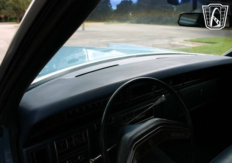 1977 Lincoln Continental