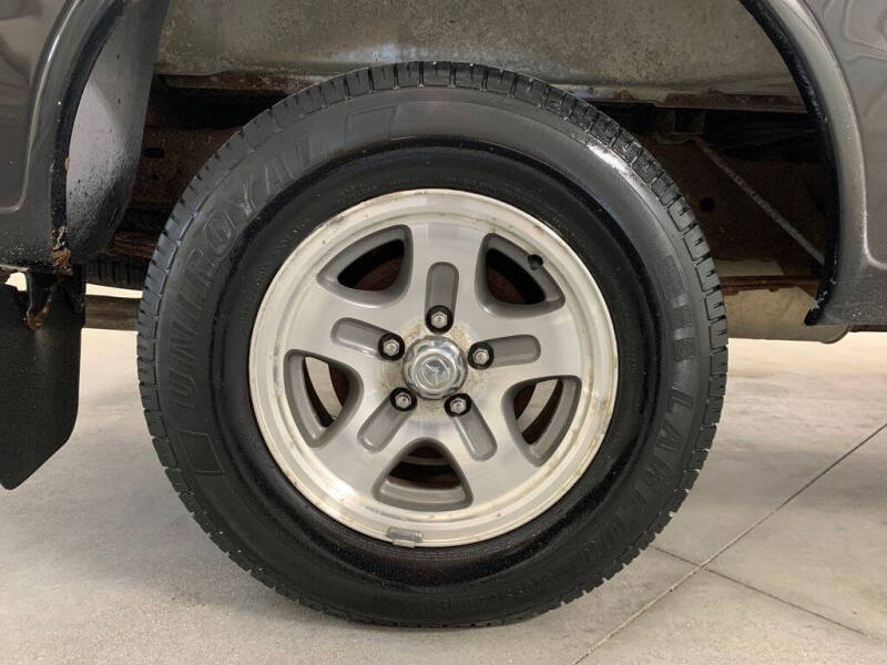 2004 Mazda B-Series B3000 SE