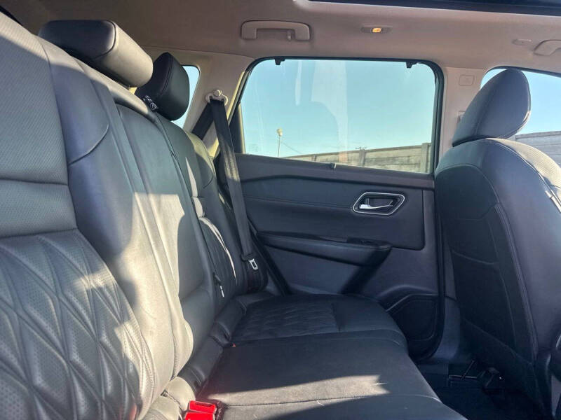 2023 Nissan Rogue Platinum