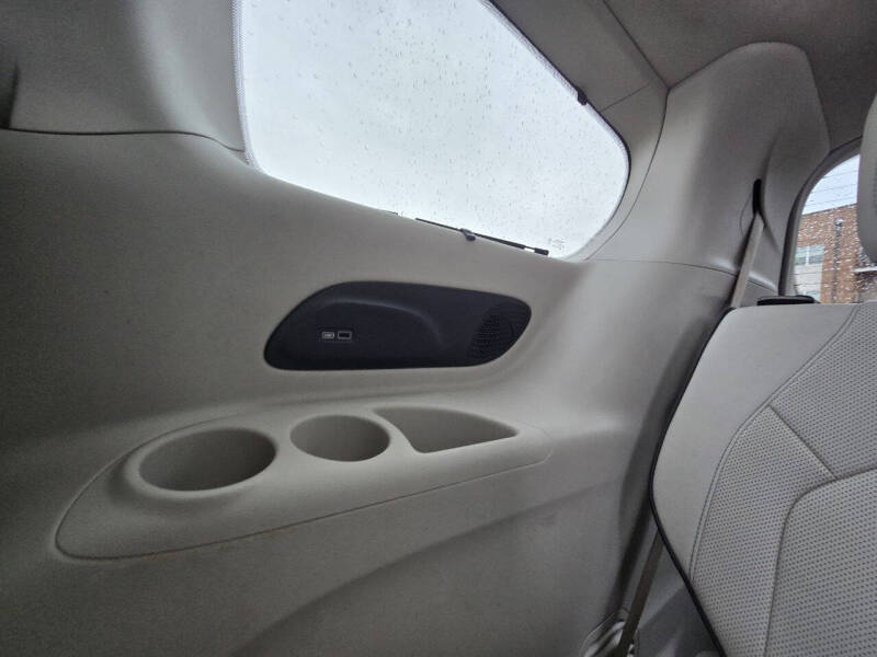 2018 Chrysler Pacifica Hybrid Limited