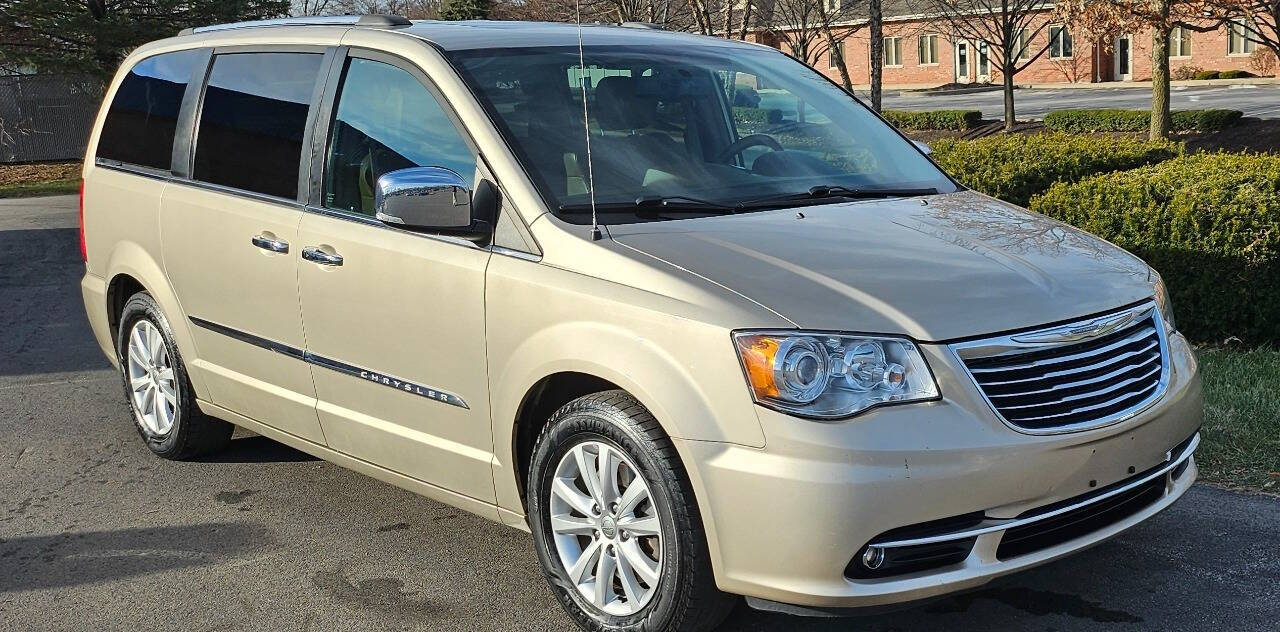 2015 Chrysler Town and Country for sale at C.C.R. Auto Sales, Inc. in New Lenox, IL