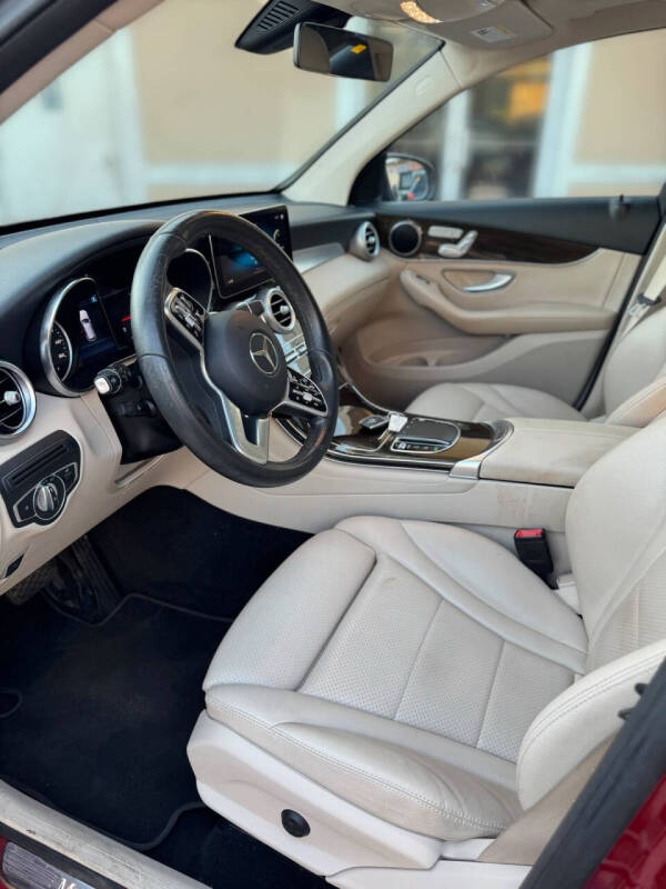 2021 Mercedes-Benz GLC GLC 300