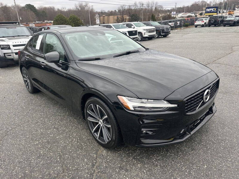 2021 Volvo S60 T5 Momentum