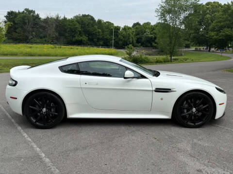 2015 Aston Martin V8 Vantage GT