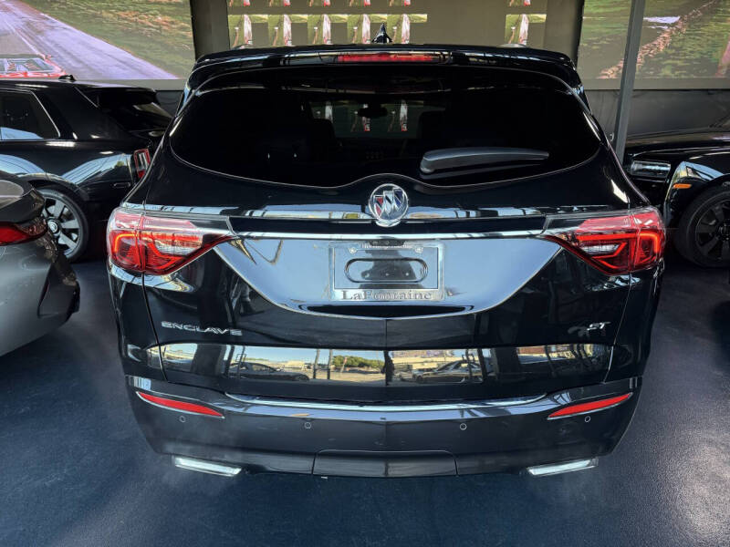 2023 Buick Enclave Essence