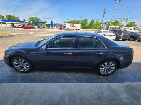 2017 Chrysler 300 C
