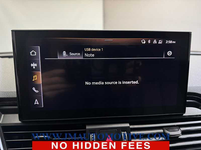 2022 Audi Q5 quattro Premium 40 TFSI