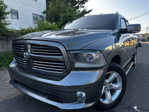 2013 RAM 1500 for sale at Illinois Auto Sales in Paterson NJ