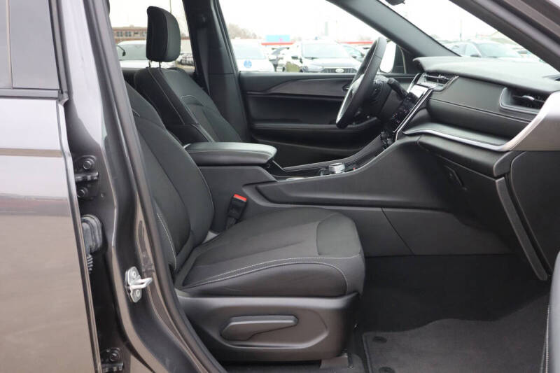 2024 Jeep Grand Cherokee L Laredo X