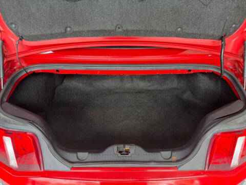 2012 Ford Mustang V6