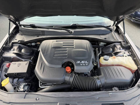 2015 Chrysler 300 Limited