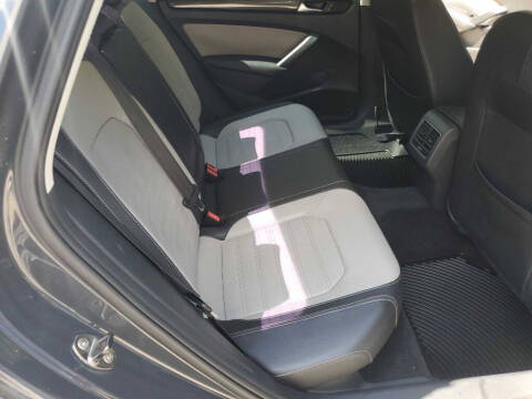 2015 Volkswagen Passat