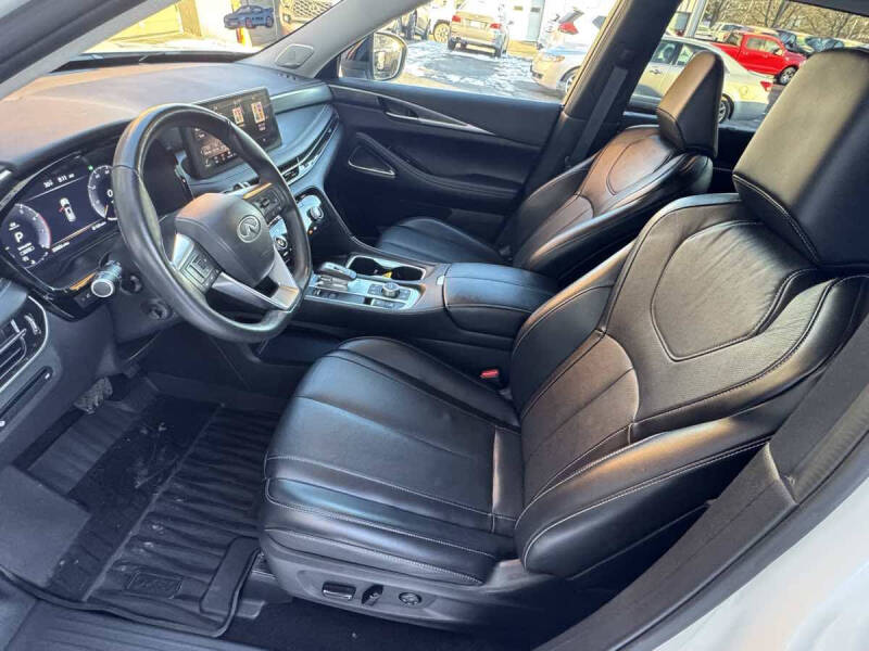 2025 Infiniti QX60 Luxe