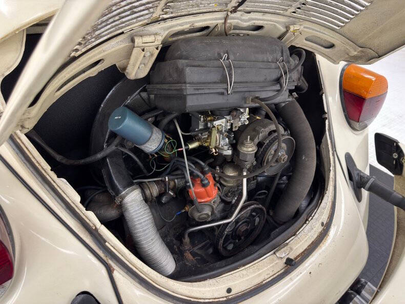 1977 Volkswagen Super Beetle