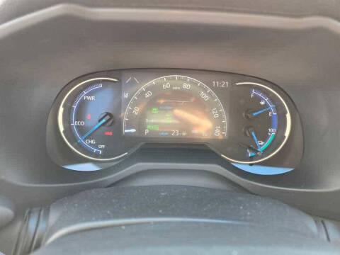 2025 Toyota RAV4 Plug-in Hybrid SE