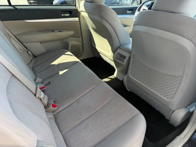 2013 Subaru Outback 2.5i Premium