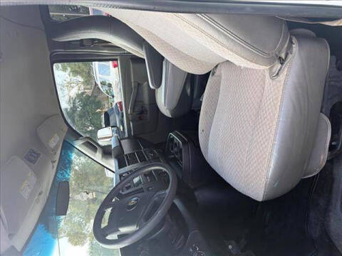 2017 Chevrolet Express LT 2500