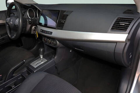2014 Mitsubishi Lancer ES