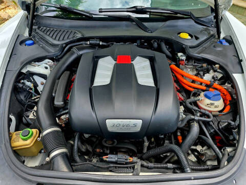 2015 Porsche Panamera S E-Hybrid