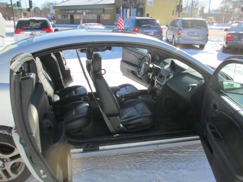 2005 Saturn Ion 3