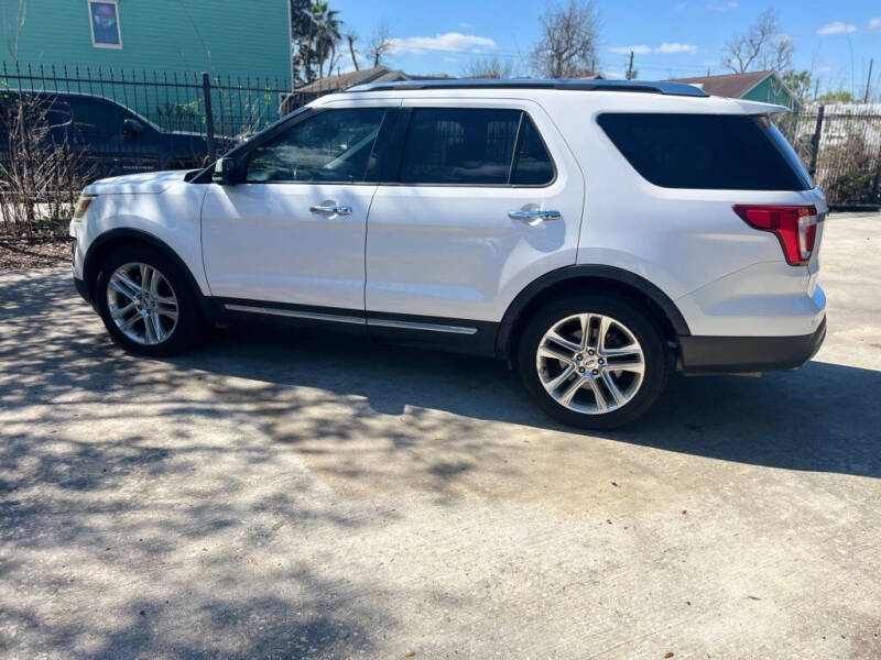 2017 Ford Explorer Limited