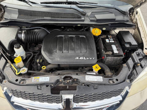 2013 Dodge Grand Caravan SE