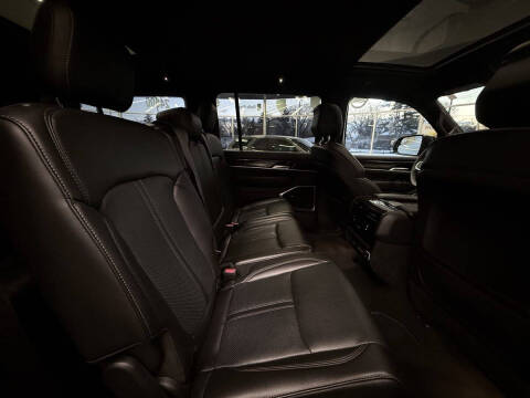 2024 Jeep Wagoneer