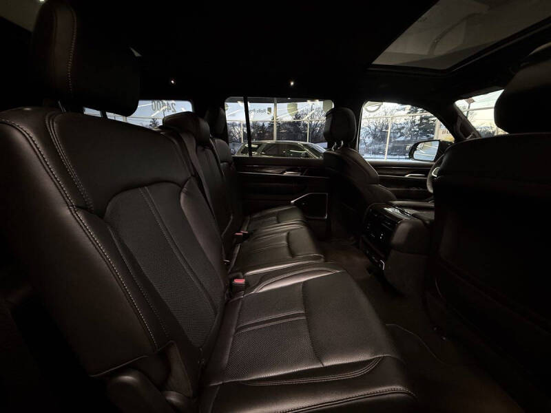 2024 Jeep Wagoneer