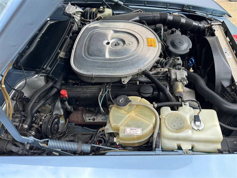 1986 Mercedes-Benz 560-Class 560 SL