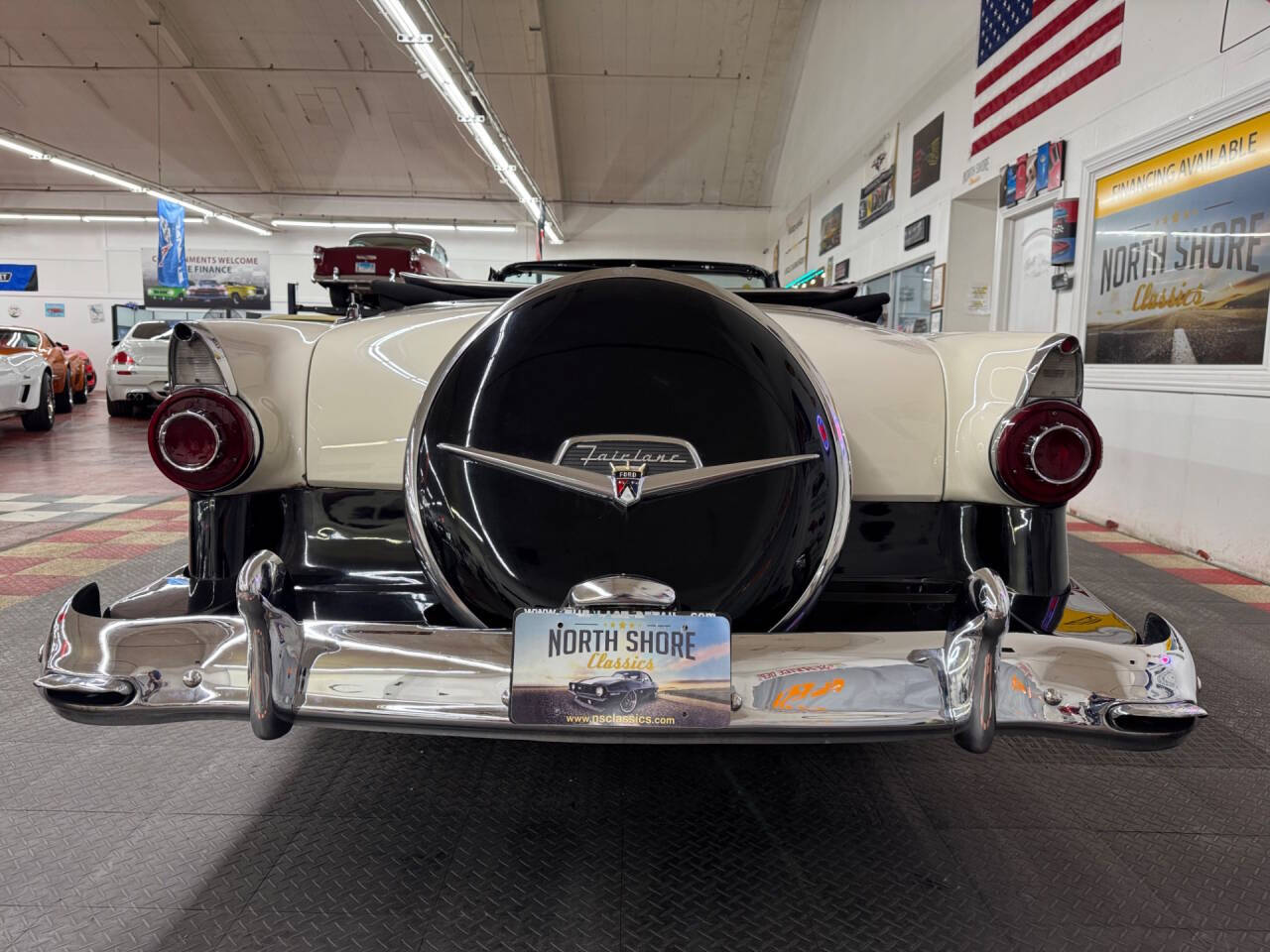 1956 Ford Fairlane 19