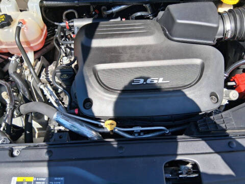 2017 Chrysler Pacifica Touring-L