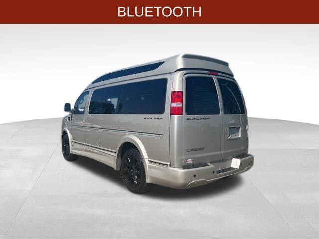 2023 Chevrolet Express 2500