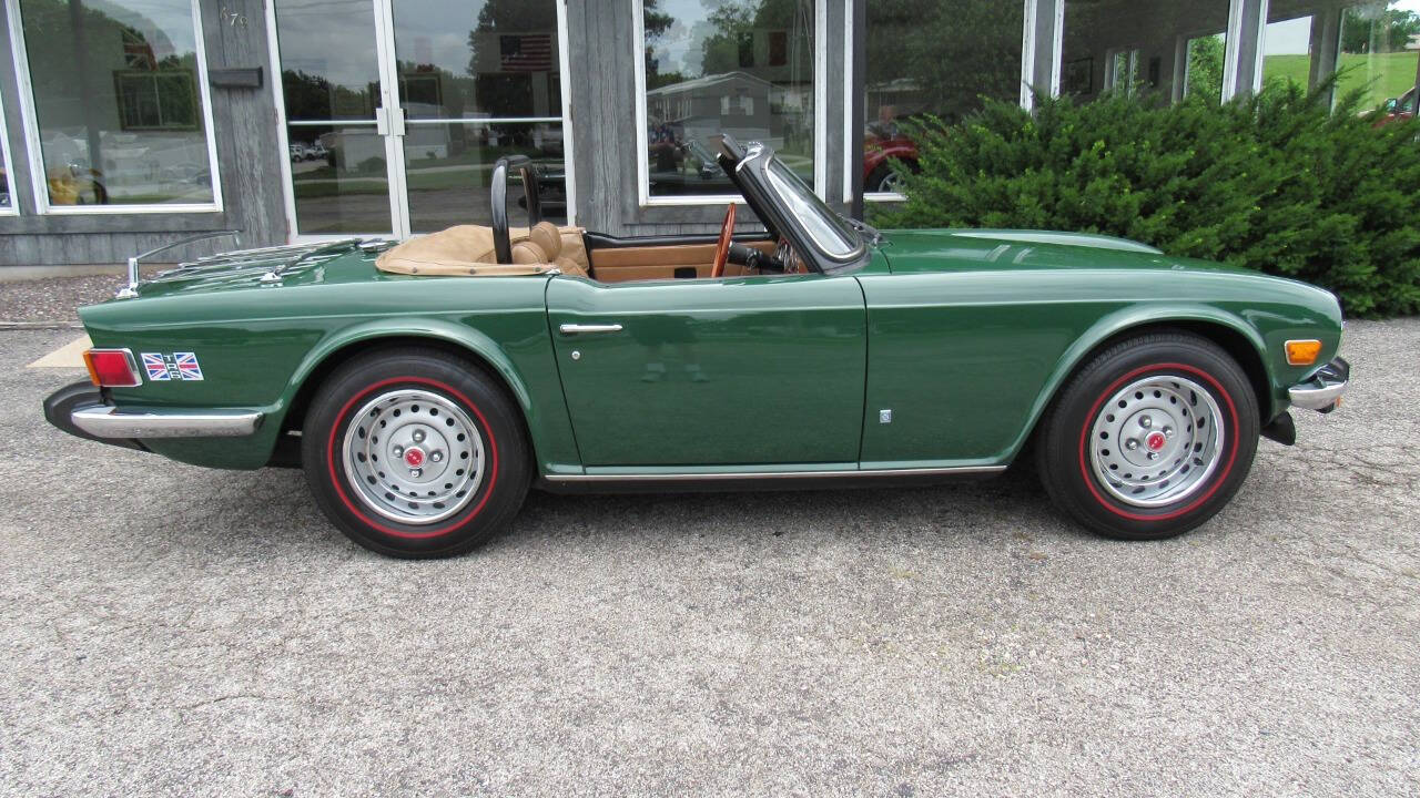 1976 Triumph TR6 23