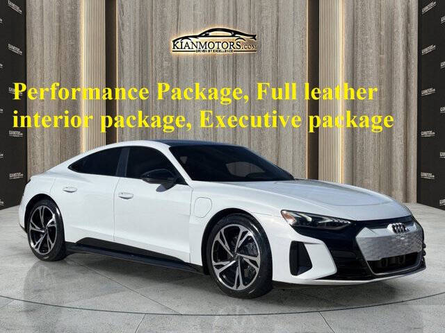 2024 Audi e-tron GT quattro Premium Plus