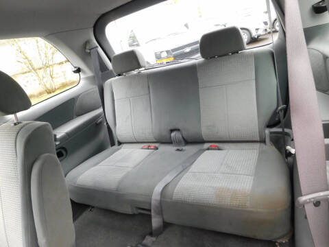 2004 Mazda MPV LX