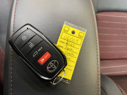 2025 Toyota Corolla SE