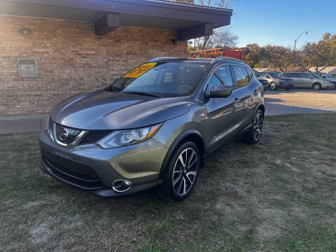 2018 Nissan Rogue Sport for sale at FUSION MOTORS LLC in Niles MI