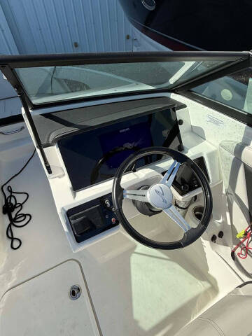 2022 Sea Ray SPX 190