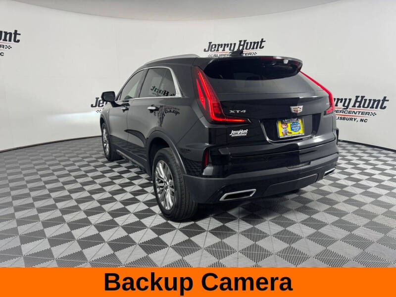 2025 Cadillac XT4 Premium Luxury