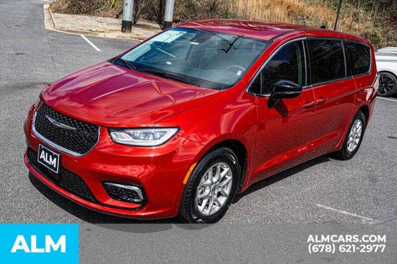 2024 Chrysler Pacifica Touring L