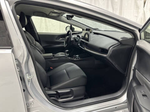 2025 Toyota Prius XLE