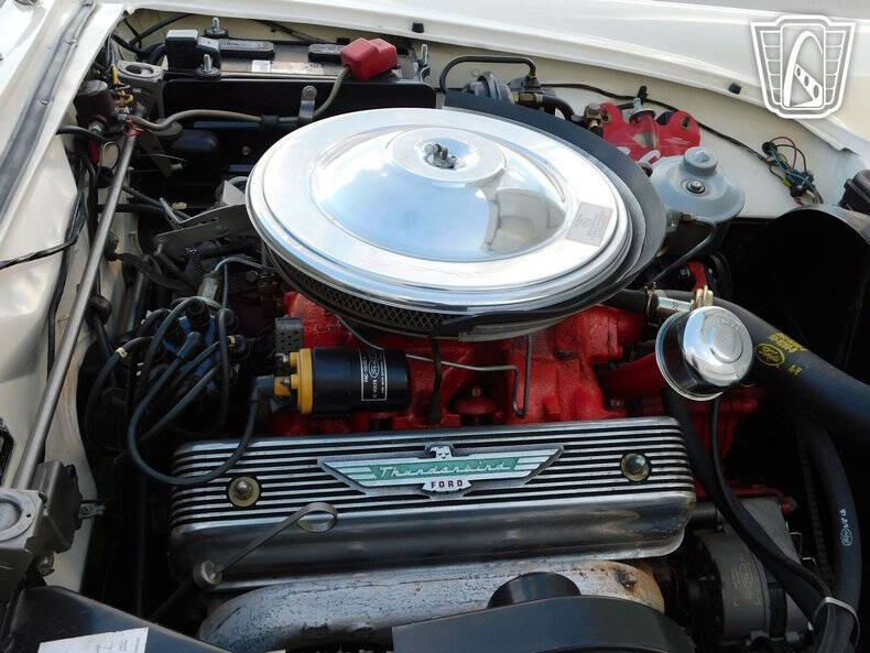 1957 Ford Thunderbird